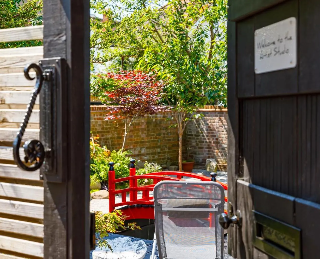 The Artists Studio - With Unique Japanese Garden Brighton 0*,  United Kingdom