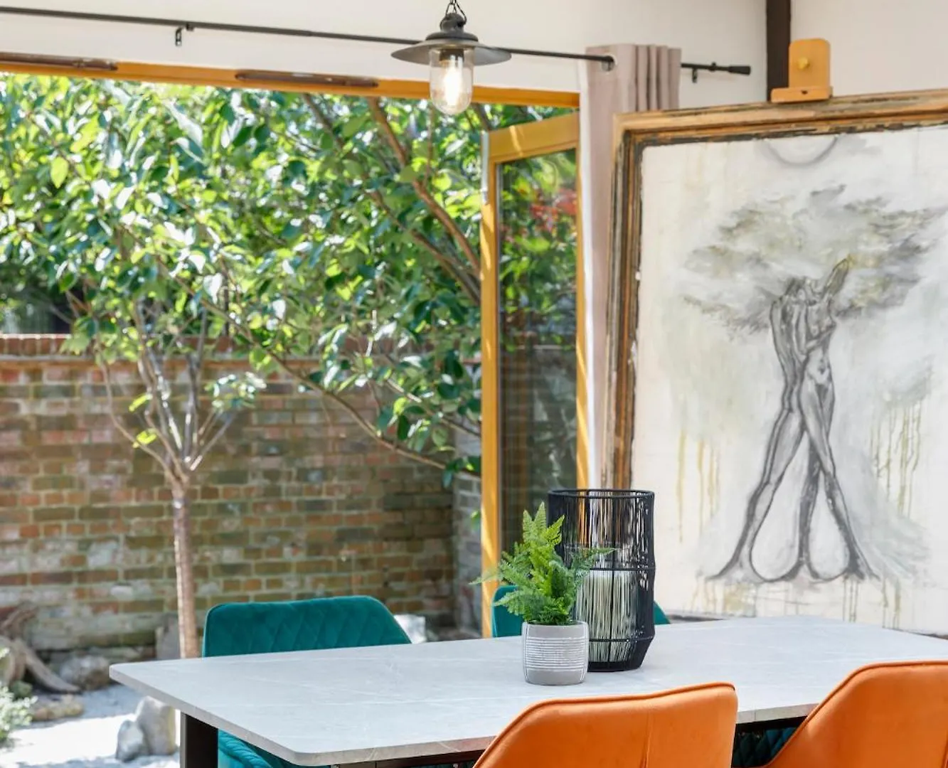 The Artists Studio - With Unique Japanese Garden Brighton